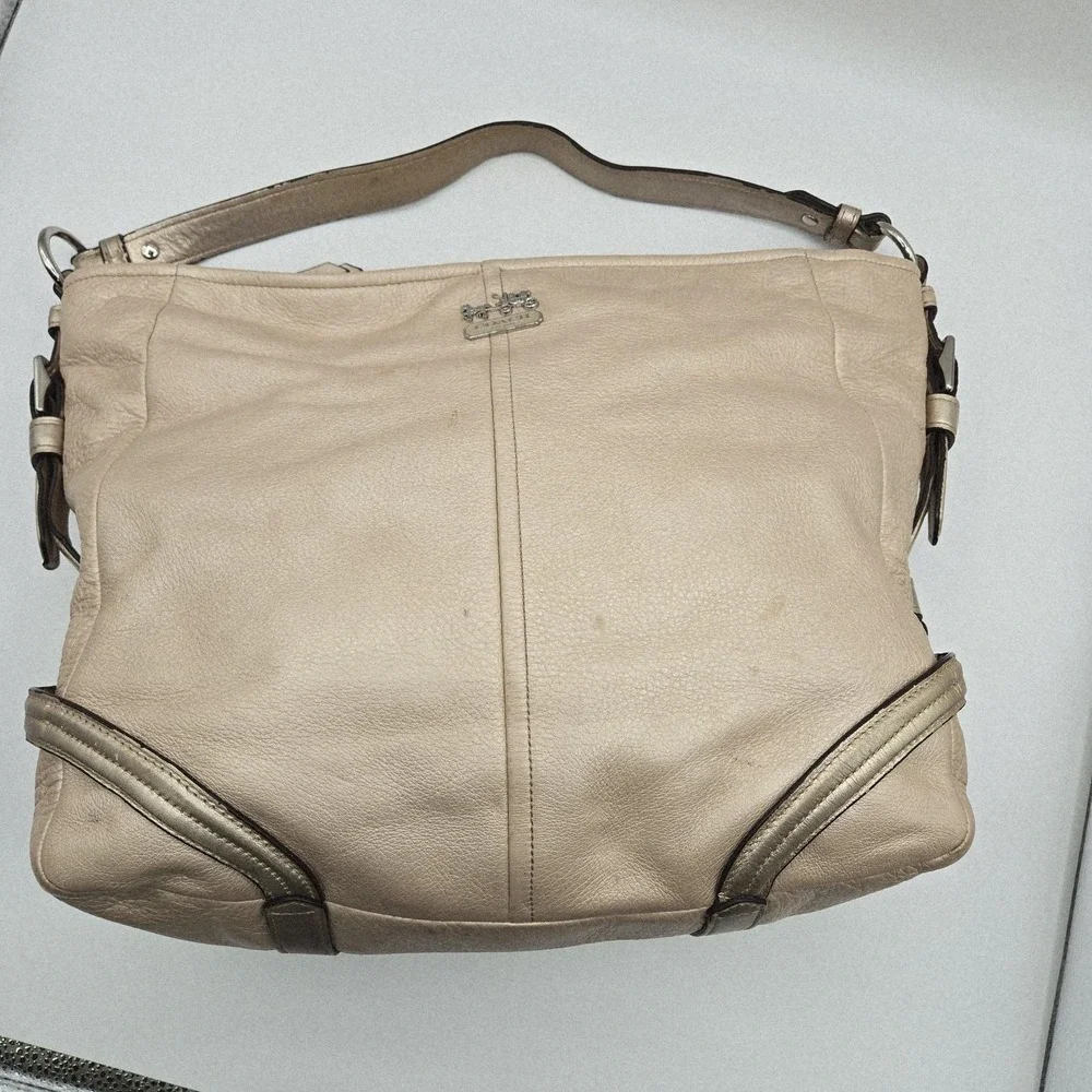 Coach Hobo Bag‎ Womens Large Beige Leather Zip Closure Purple Satin Lined